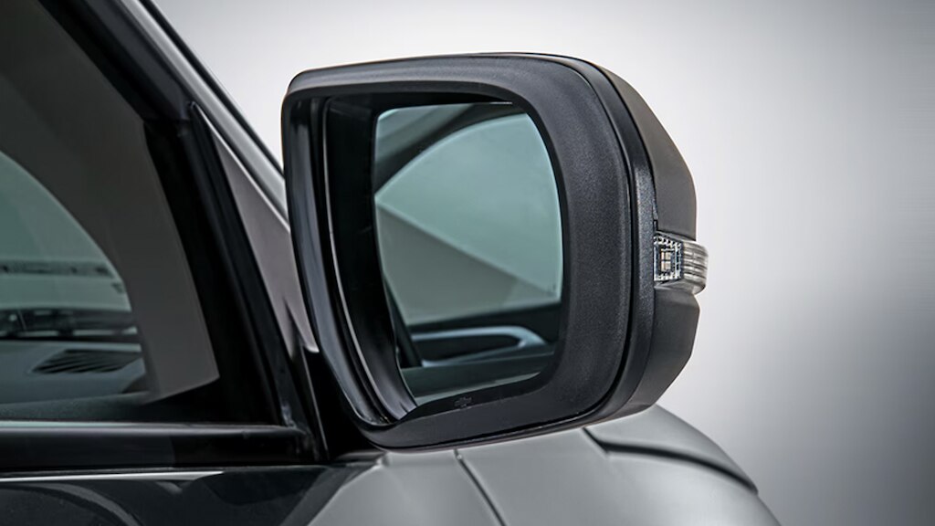 Protege tu Chevrolet S10 Max 2025, camioneta pickup 4 cilindros, con los accesorios de seguridad disponibles